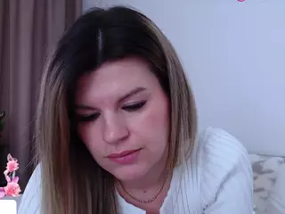 Asti757's Live Sex Cam Show