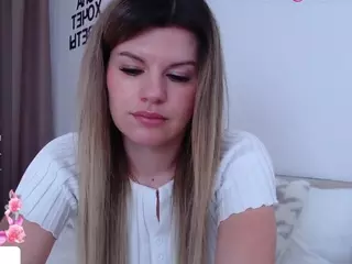 Asti757's Live Sex Cam Show