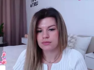 Asti757's Live Sex Cam Show