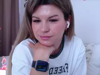 Asti757's Live Sex Cam Show