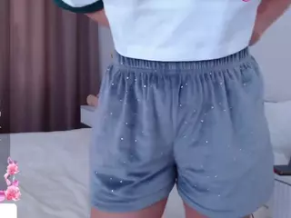 Asti757's Live Sex Cam Show