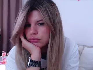 Asti757's Live Sex Cam Show
