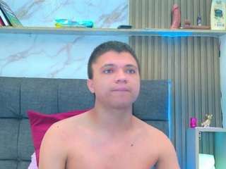 natasha-robin live cam preview