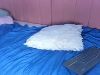 natasha-robin's Live Sex Cam Show