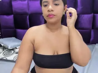 BriannaCastello's Live Sex Cam Show