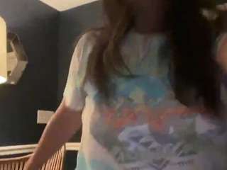 jellybeanin's CamSoda show and profile