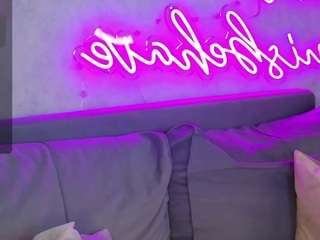 joan-warner Live Webcam on CamSoda