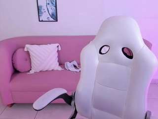 magic-mia-blue camsoda