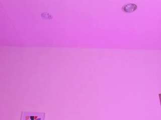 magic-mia-blue Live Webcam on CamSoda