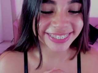magic-mia-blue live webcam show