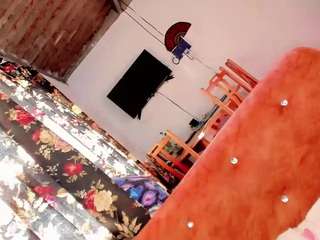 SamiQueen01 live cam preview