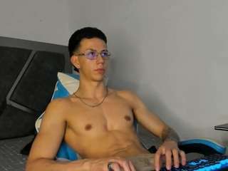 oliverthompson01 Sex Cam Show