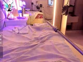le modèle gaiahope est en webcam porno dans un show sur le site camsoda, il possède les tags suivants: anal,blowjob,body massage,brown eyes,camel toe,drinking,tattoos,big tits,blonde hair,curvy,hd,milf