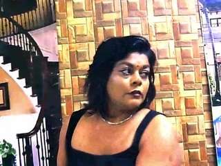 curvy  milf  hd...