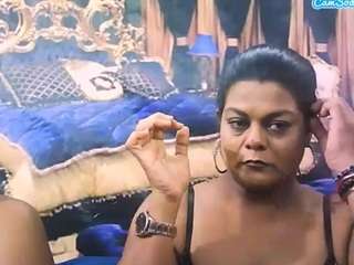 indiancherrypie webcam model