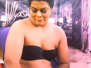 Live Sex Chat with IndianCherryPie (@indiancherrypie)