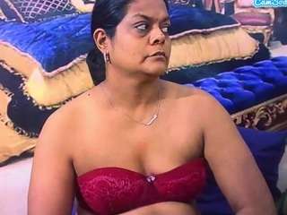 indiancherrypie's CamSoda show and profile