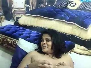 indiancherrypie's CamSoda show and profile