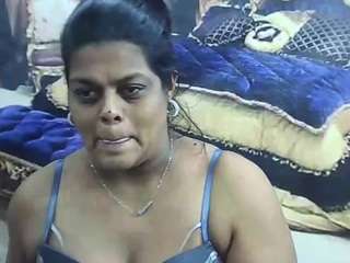 indiancherrypie's CamSoda show and profile