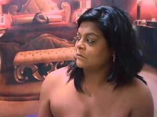 indiancherrypie's CamSoda show and profile