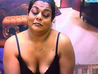 IndianCherryPie live webcam show