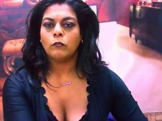 IndianCherryPie live webcam show