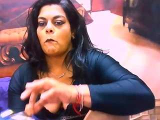IndianCherryPie live webcam show