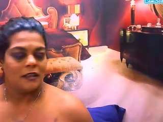 IndianCherryPie live webcam show