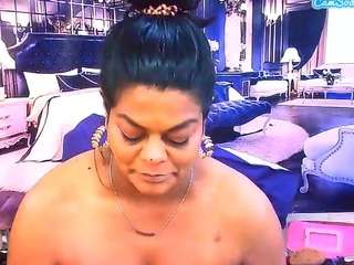 IndianCherryPie live cam preview