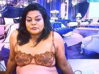 IndianCherryPie live cam preview