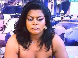 IndianCherryPie live cam preview
