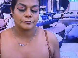 IndianCherryPie live cam preview