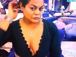 IndianCherryPie live cam preview