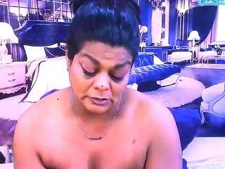 IndianCherryPie live cam preview