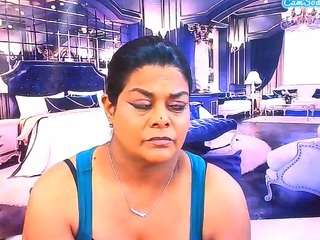 IndianCherryPie live cam preview