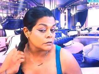 IndianCherryPie live cam preview