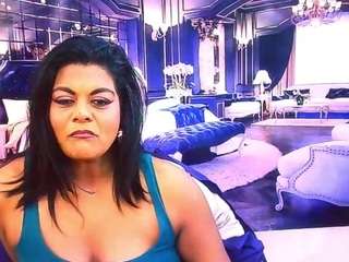 IndianCherryPie live cam preview