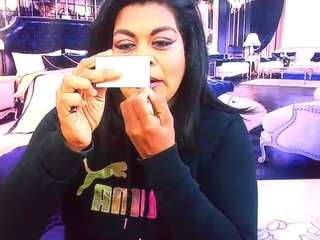 IndianCherryPie live cam preview
