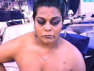 IndianCherryPie live cam preview
