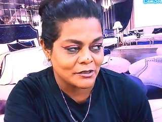 IndianCherryPie live cam preview