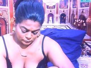 IndianCherryPie live cam preview