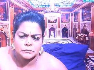IndianCherryPie live cam preview