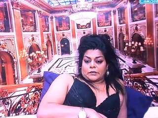 IndianCherryPie live cam preview