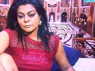 IndianCherryPie live cam preview