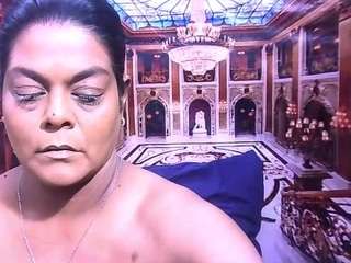 IndianCherryPie live cam preview
