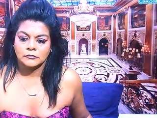 IndianCherryPie live cam preview
