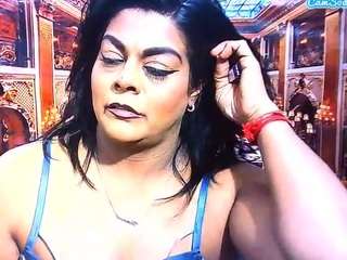 IndianCherryPie live cam preview