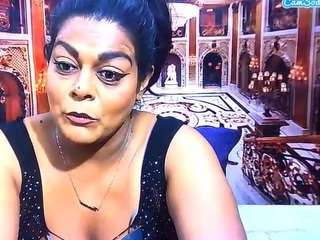 IndianCherryPie live cam preview