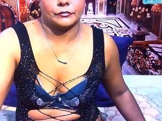 IndianCherryPie live cam preview