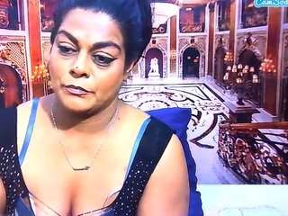 IndianCherryPie live cam preview
